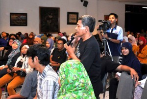 Ikut lomba ngetwit di Jogyakarta dalam sebuah acara launching buku (foto : dok pribadi)