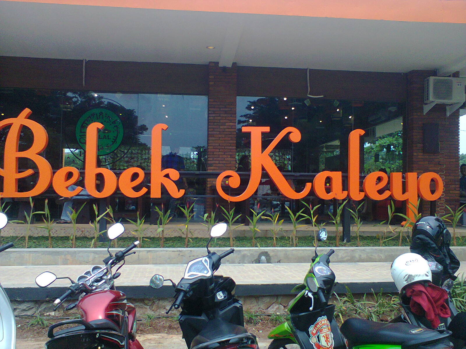 Resto Bebek Kaleyo Grand WIsata Bekasi (Foto: Nur Terbit)