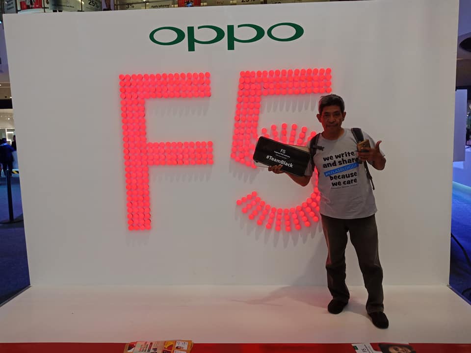 Fitur Baru OPPO F5, Cocok Bagi Yang Suka Selfie