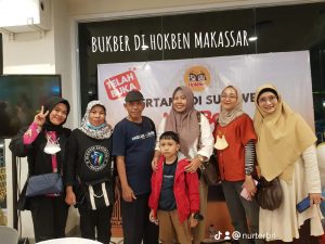 Buka puasa bersama di Makassar (foto dok Nur Terbit)