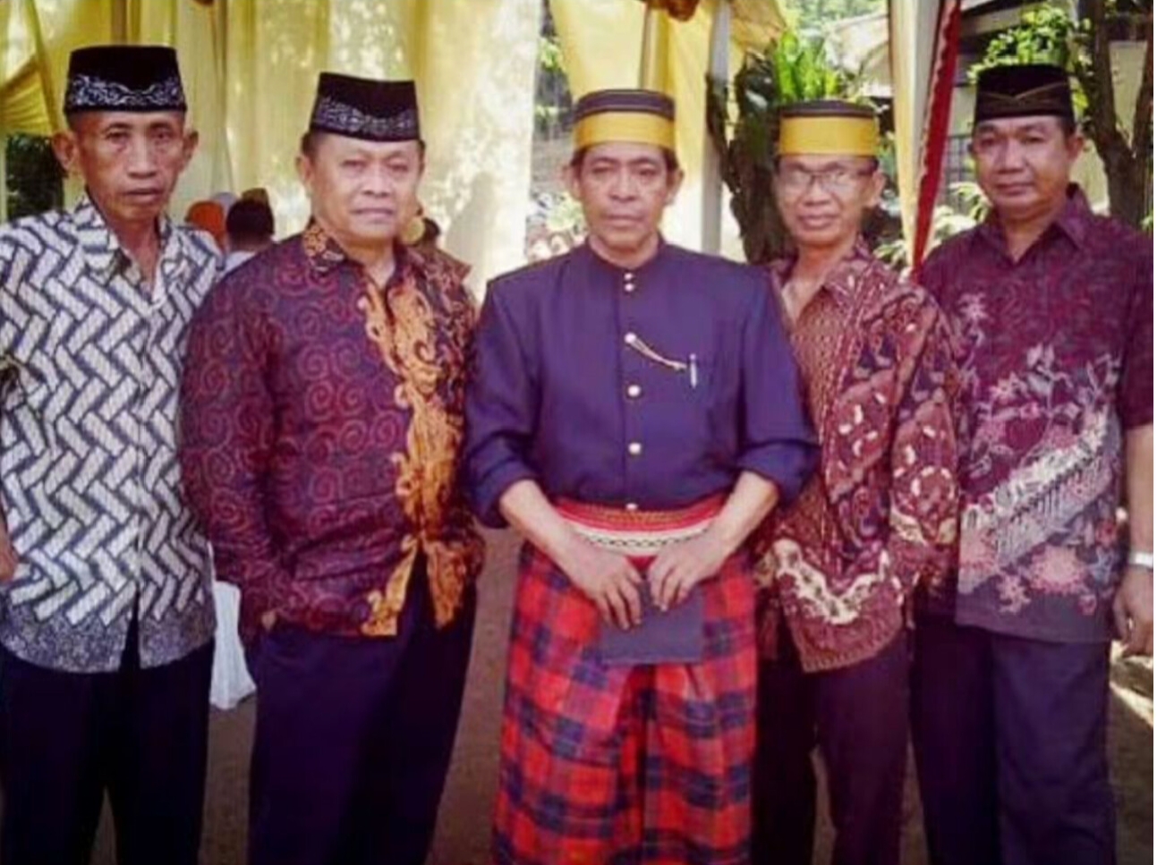 Begini Serunya Jadi Penyiar Radio