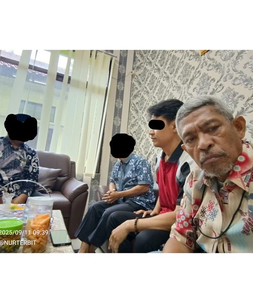 Gagal Pemakzulan Ala Gibran, Ketua RT Diberi Petisi
